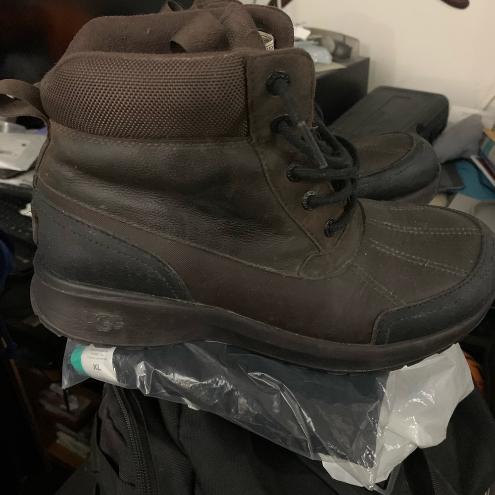 UGG Men's Dark Brown Boots